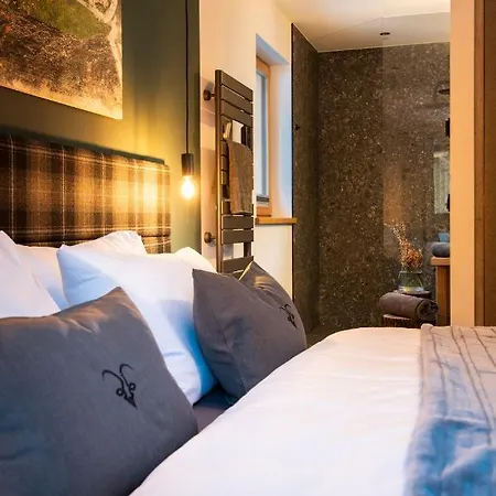 Lerchpeuntgut Almchalets *