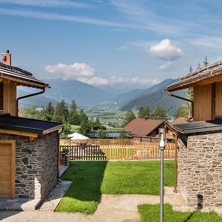 Lerchpeuntgut Almchalets Шале *