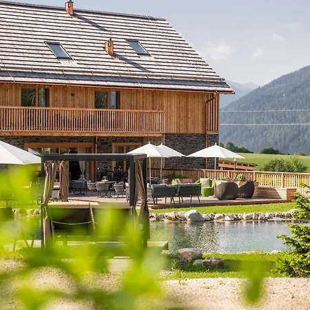 Lerchpeuntgut Almchalets Tamsweg