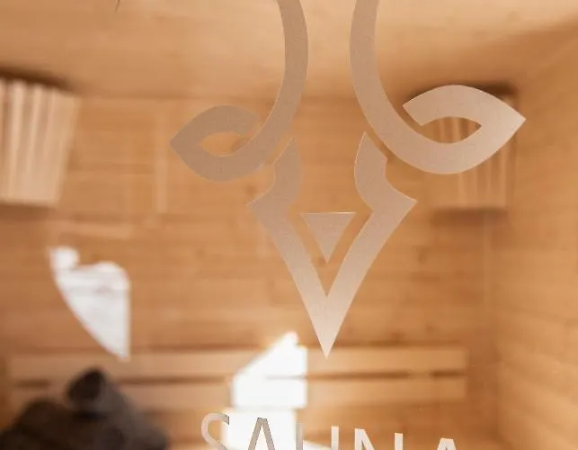 Lerchpeuntgut Almchalets * Tamsweg