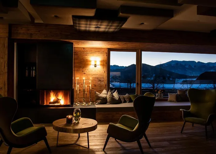 Lerchpeuntgut Almchalets * Tamsweg