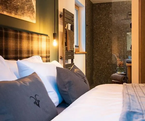 Lerchpeuntgut Almchalets *