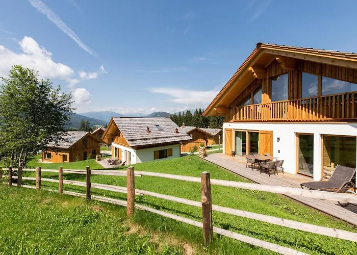 Lerchpeuntgut Almchalets *